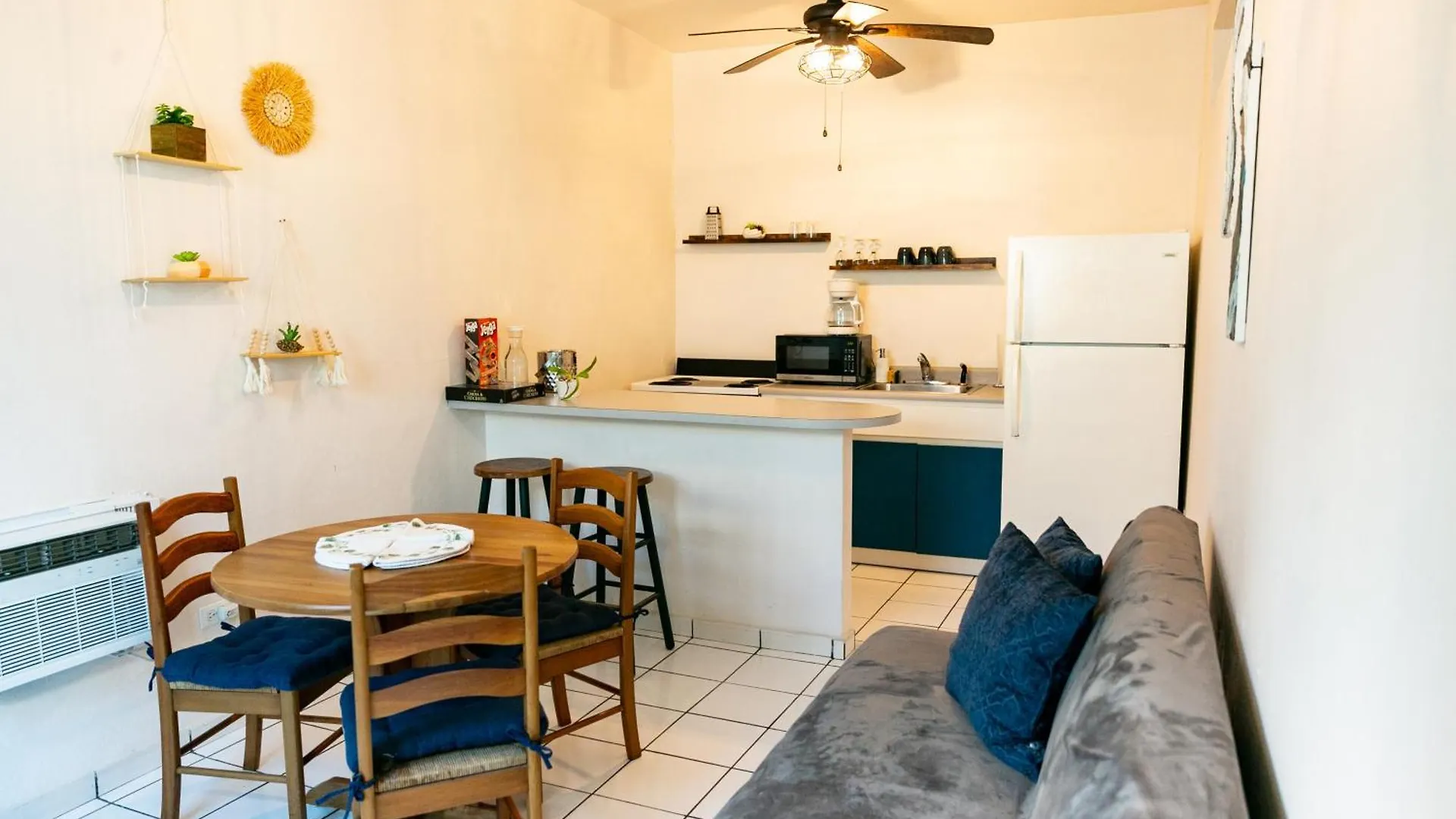 סן חואן Numero Uno Beach Apartments 2*, סן חואן פוארטו ריקו