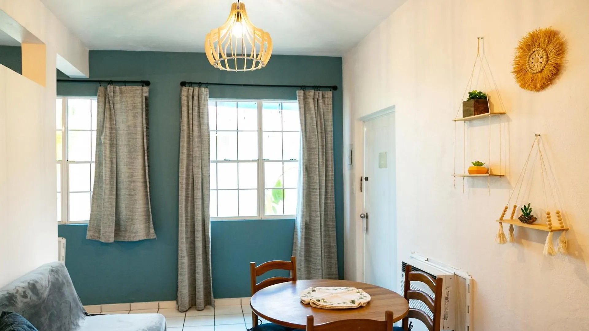 סן חואן Numero Uno Beach Apartments מלון דירות סן חואן